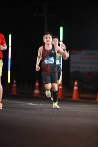 BIB: 40562
                            <button type="button" onclick="openModal(21309145)" class="btn btn-primary btn-sm float-right btn-popup" data-toggle="modal" data-target=".modal-high-quality">
                        <i class="fas fa-shopping-cart"></i> Add to Cart
                    </button>
                                            <button type="button" onclick="isThisMe(21309145, true)" class="btn btn-success btn-sm float-right btn-popup btn-isme hidden" data-toggle="tooltip" data-placement="bottom" title="นี่คือรูปของคุณใช่ไหม คลิกที่นี่เพื่อเอาเข้าอัลบั้ม">
                        <i class="fas fa-plus"></i> Add to album
                    </button>
                    <button type="button" onclick="isThisMe(21309145, false)" class="btn btn-warning btn-sm float-right btn-popup btn-isnotme hidden">
                        <i class="fas fa-ban"></i> Remove from album
                    </button>